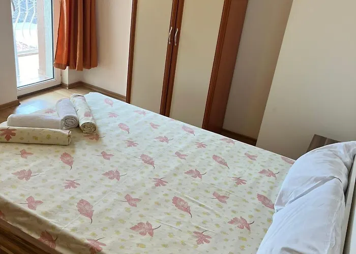 酒店 стоянови