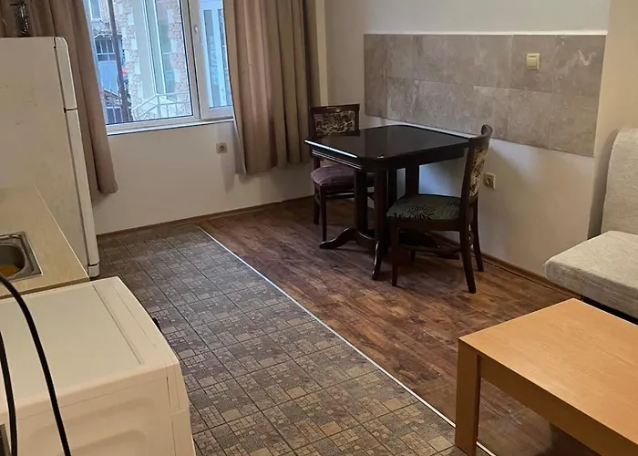 酒店 стоянови 2*